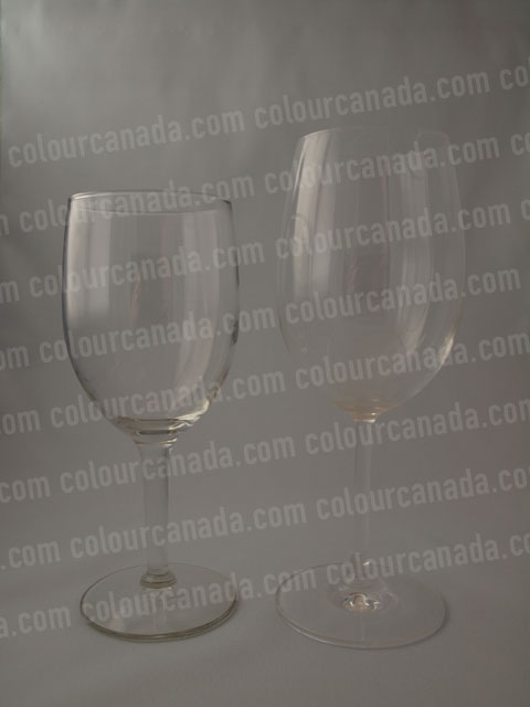 Wine Glasses (White & Red) | Cheap Stock Photo